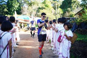 BIB: 2120
                            <button type="button" onclick="openModal(19030722)" class="btn btn-primary btn-sm float-right btn-popup" data-toggle="modal" data-target=".modal-high-quality">
                        <i class="fas fa-shopping-cart"></i> Add to Cart
                    </button>
                                            <button type="button" onclick="isThisMe(19030722, true)" class="btn btn-success btn-sm float-right btn-popup btn-isme hidden" data-toggle="tooltip" data-placement="bottom" title="นี่คือรูปของคุณใช่ไหม คลิกที่นี่เพื่อเอาเข้าอัลบั้ม">
                        <i class="fas fa-plus"></i> Add to album
                    </button>
                    <button type="button" onclick="isThisMe(19030722, false)" class="btn btn-warning btn-sm float-right btn-popup btn-isnotme hidden">
                        <i class="fas fa-ban"></i> Remove from album
                    </button>